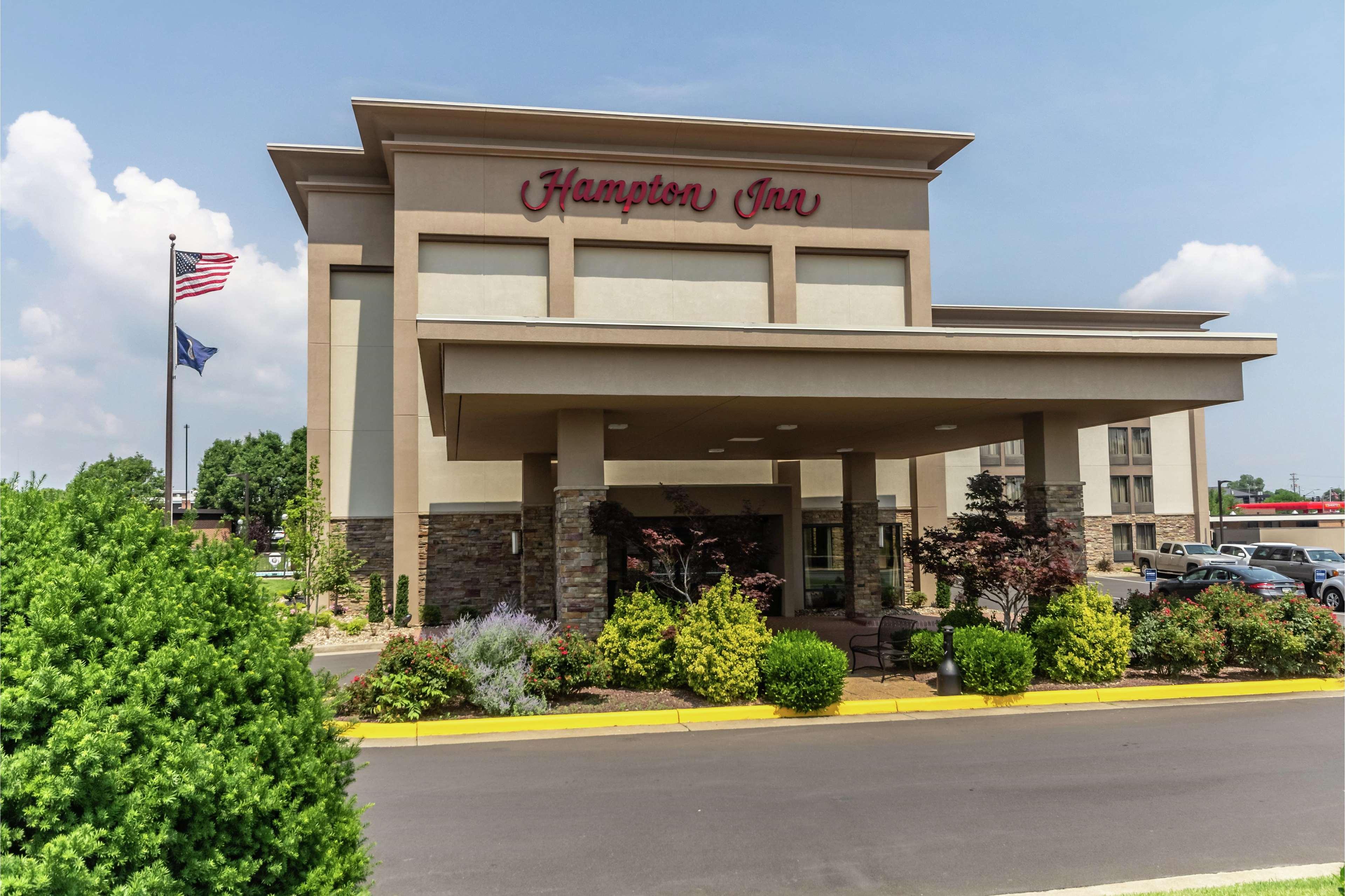 Hampton Inn Winchester-University/ Mall Exterior foto